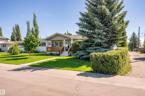 9015 148 Street, Edmonton, AB 