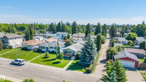 9015 148 Street, Edmonton, AB 