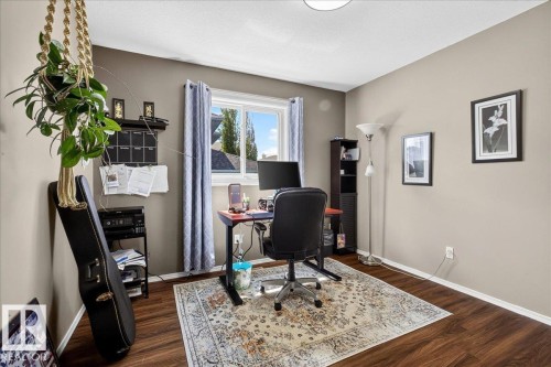 7936 165 Avenue, Edmonton, AB 