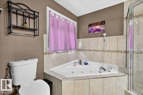 7936 165 Avenue, Edmonton, AB 