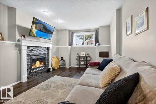 7936 165 Avenue, Edmonton, AB 