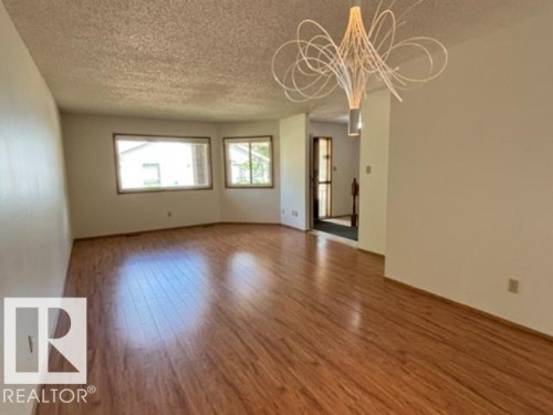 241 Oeming Road, Edmonton, AB 