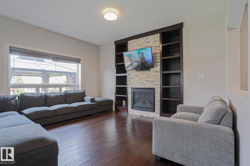 4642 Charles Way, Edmonton, AB 