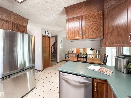 8 Dion Place, St. Albert, AB 