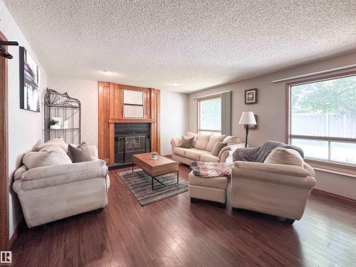 8 Dion Place, St. Albert, AB 