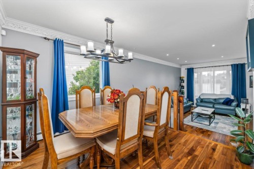 8720 152B Avenue, Edmonton, AB 