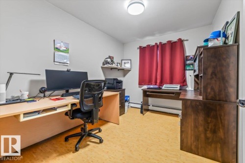 8720 152B Avenue, Edmonton, AB 
