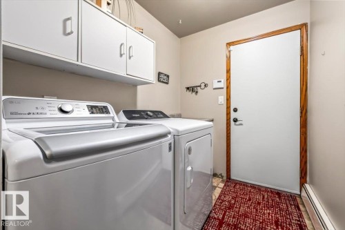 8720 152B Avenue, Edmonton, AB 