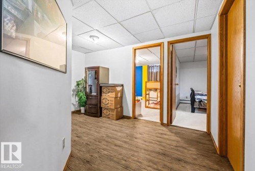 8720 152B Avenue, Edmonton, AB 
