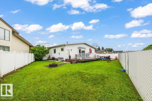 8720 152B Avenue, Edmonton, AB 