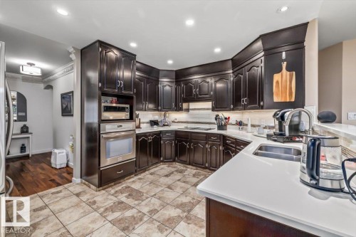 8720 152B Avenue, Edmonton, AB 