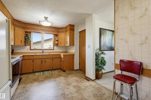 1920 65 Street, Edmonton, AB 