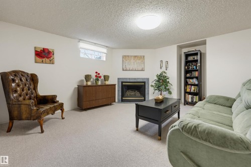 1920 65 Street, Edmonton, AB 