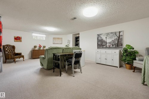 1920 65 Street, Edmonton, AB 