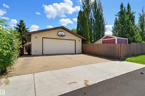 1920 65 Street, Edmonton, AB 