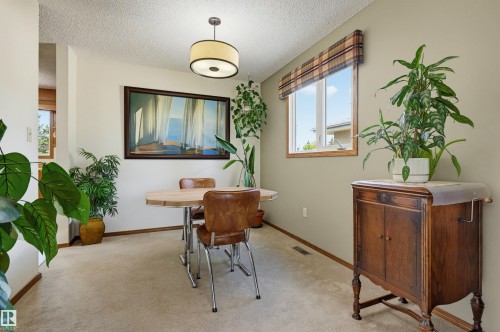 1920 65 Street, Edmonton, AB 