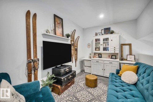 2021 112A Street, Edmonton, AB 