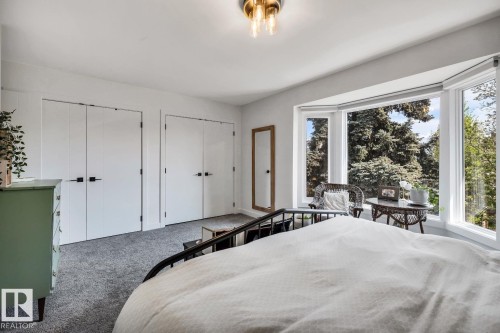 2021 112A Street, Edmonton, AB 