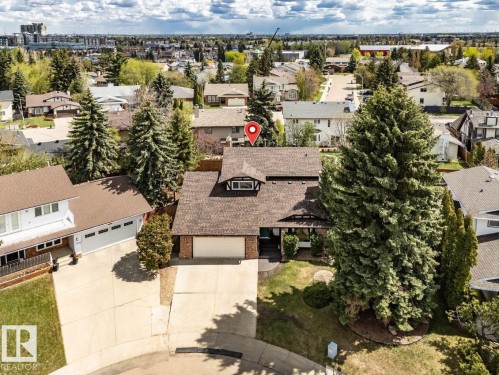2021 112A Street, Edmonton, AB 