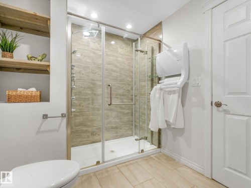 Spa like bathroom with huge walk in shower! - 14843 140 Street, Edmonton, AB 