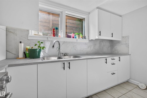 9741 72 Avenue, Edmonton, AB 