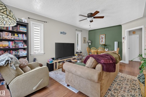 9741 72 Avenue, Edmonton, AB 