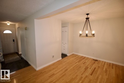 8F Castle Terrace, Edmonton, AB - Indoor Photo Showing Other Room