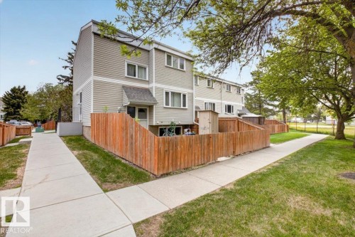 8F Castle Terrace, Edmonton, AB - Outdoor