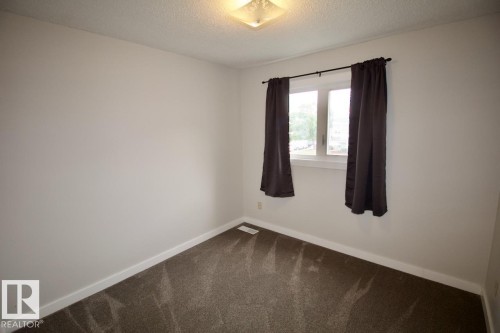 8F Castle Terrace, Edmonton, AB - Indoor Photo Showing Other Room