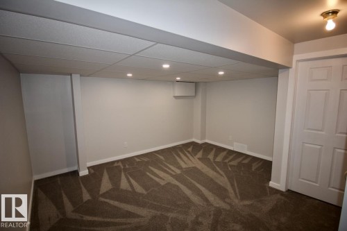 8F Castle Terrace, Edmonton, AB - Indoor Photo Showing Other Room