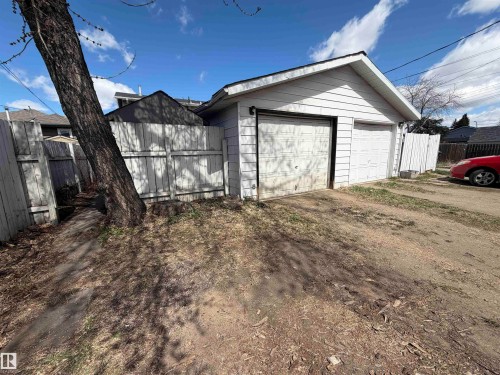 Single garage. - 7317 83 Avenue, Edmonton, AB 