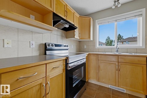 207 Southwick Way, Leduc, AB 