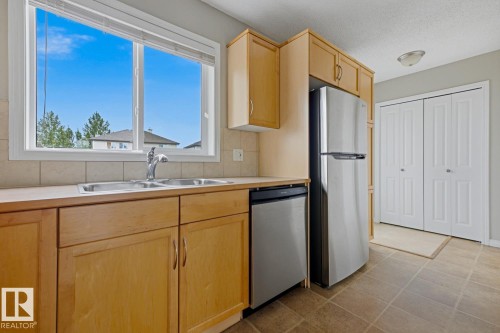207 Southwick Way, Leduc, AB 