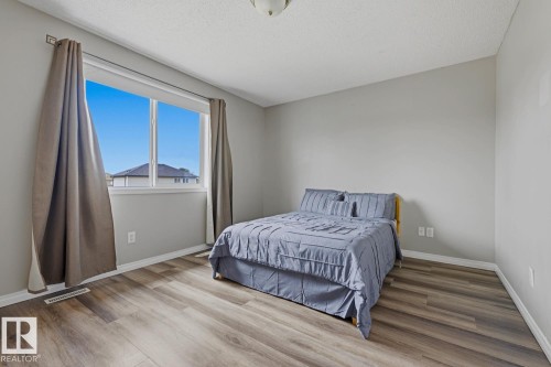 207 Southwick Way, Leduc, AB 