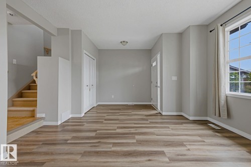 207 Southwick Way, Leduc, AB 