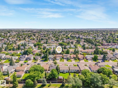 Image quality insufficient for description - 2035 49A Street, Edmonton, AB 