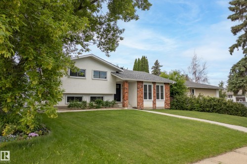 712 Knottwood Road, Edmonton, AB 