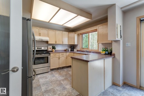 1108 112A Street, Edmonton, AB 