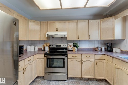 1108 112A Street, Edmonton, AB 