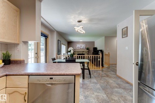 1108 112A Street, Edmonton, AB 