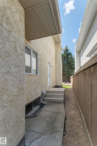 1108 112A Street, Edmonton, AB 