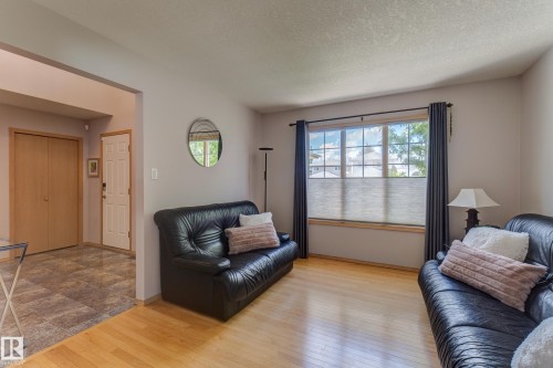 1108 112A Street, Edmonton, AB 