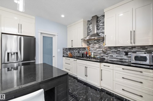 2435 Ashcraft Crescent, Edmonton, AB 
