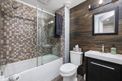 2435 Ashcraft Crescent, Edmonton, AB 