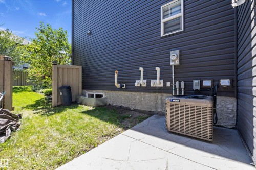 2435 Ashcraft Crescent, Edmonton, AB 