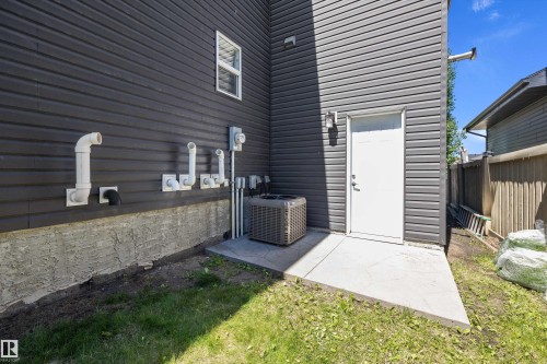 2435 Ashcraft Crescent, Edmonton, AB 