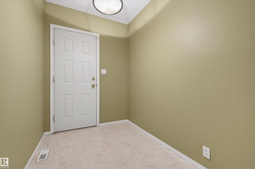 3211 104 Street, Edmonton, AB 
