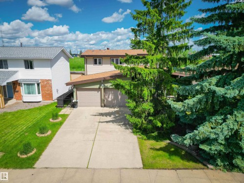 3211 104 Street, Edmonton, AB 