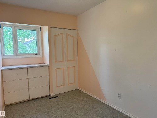 10 8010 141 Avenue, Edmonton, AB 