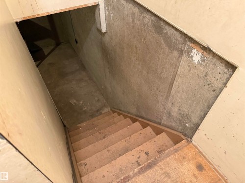 10 8010 141 Avenue, Edmonton, AB 
